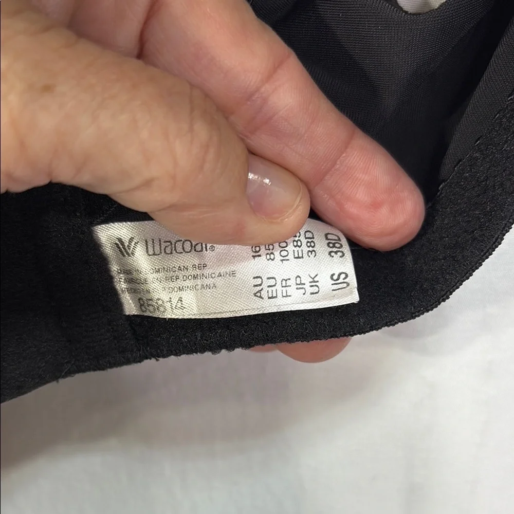 🚢 Wacoal Black Underwire Bra Full-Coverage